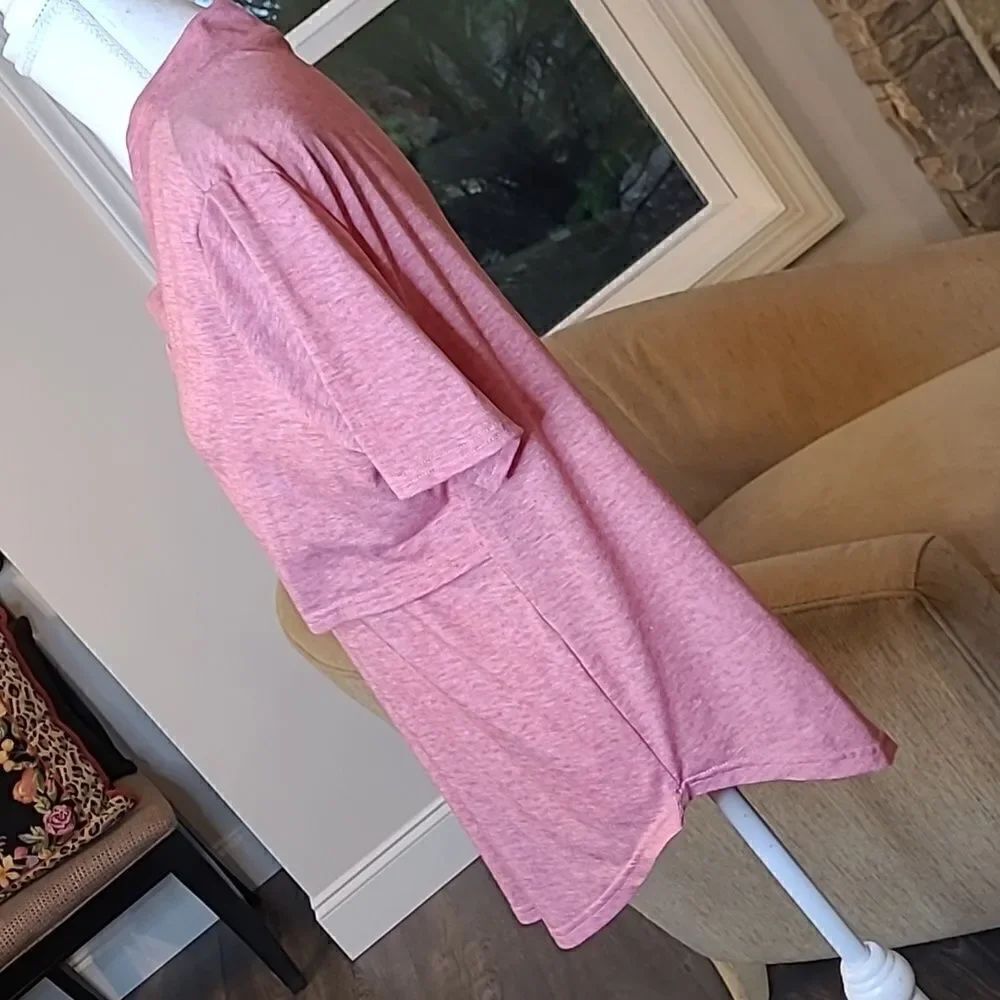 Large Pink Shirt with Buttons - Picture 3 of 9